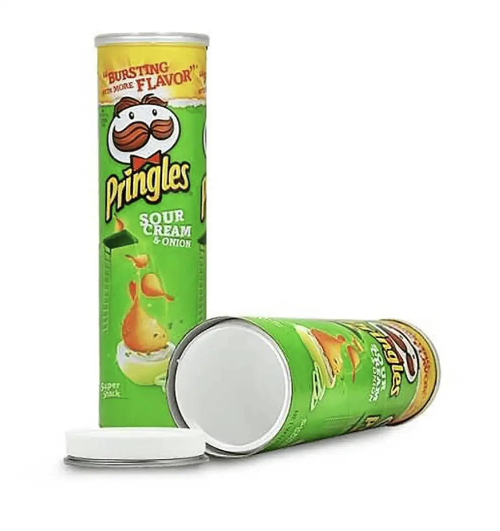 Schowek Pringles – Skrytka w Puszce Chipsów