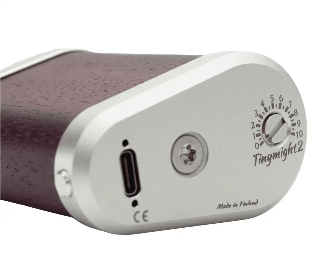 Tinymight 2 – waporyzator przenośny z drewna orzecha amerykańskiego | Nowa generacja