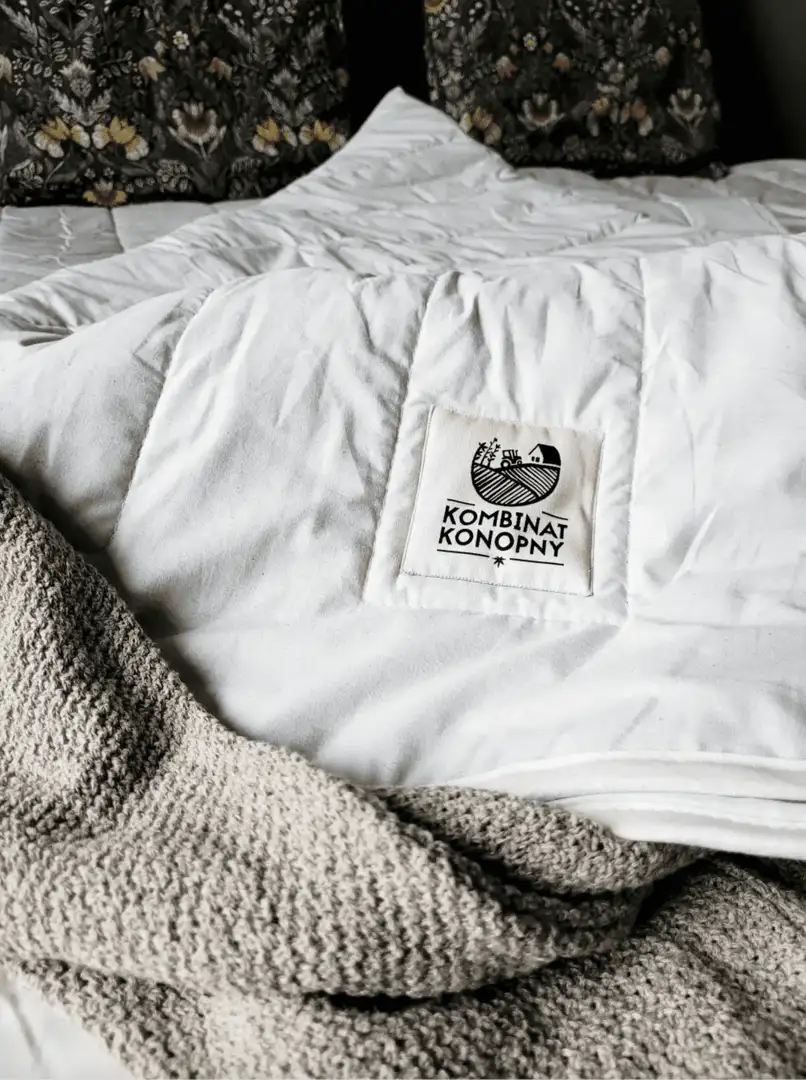 Kołdra konopna PREMIUM Kombinat - komfort i natura w jednym