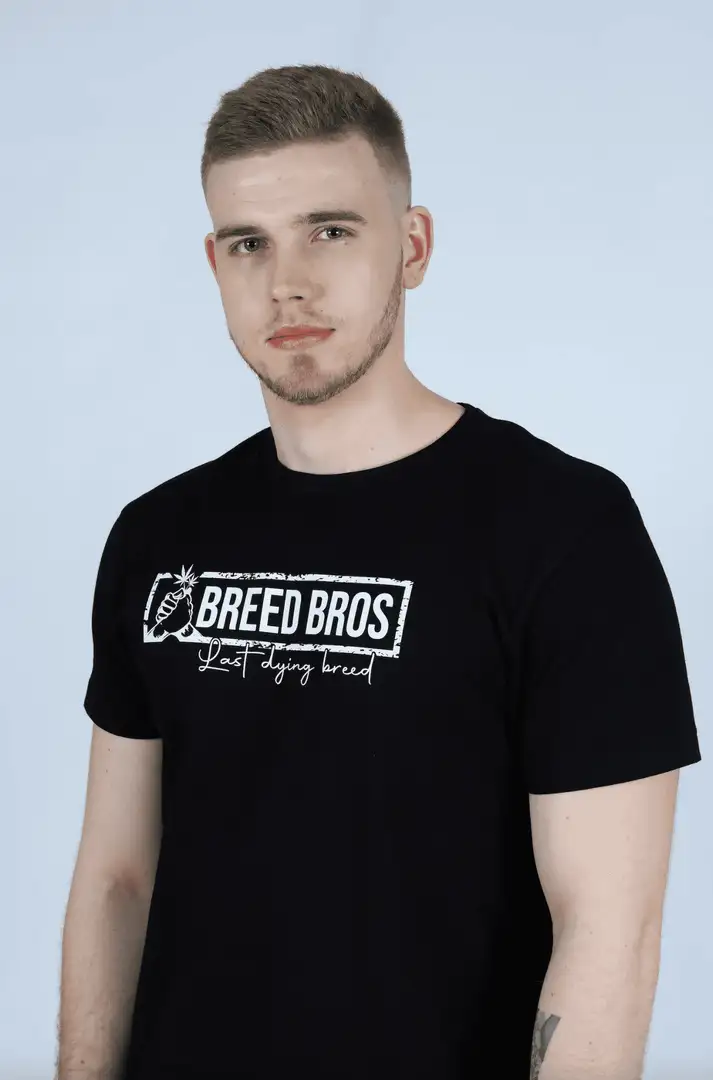 Koszulka Breedbros – Klasyka z Polskim Rodowodem