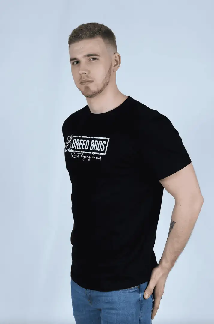 Koszulka Breedbros – Klasyka z Polskim Rodowodem